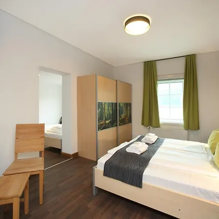Seehotel Sissi Am Zeller ツェル アム ゼー