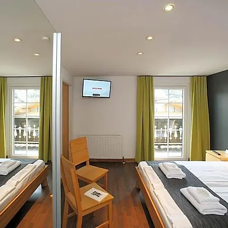 Seehotel Sissi Am Zeller 3*