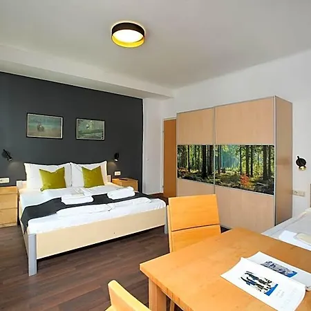 Seehotel Sissi Am Zeller Couette-café